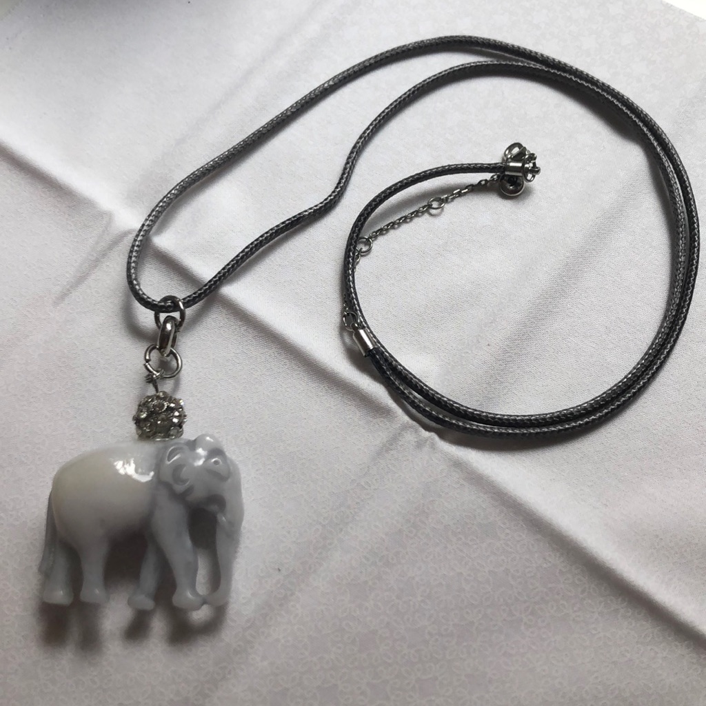 Elephant Pendant Necklace 12$